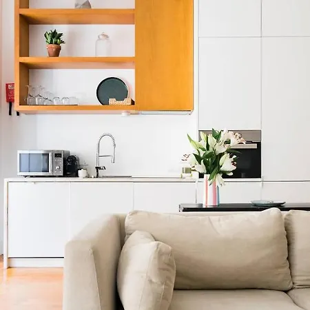 Апартаменты Charming & Modern Flat Close To Time Out Market Лиссабон